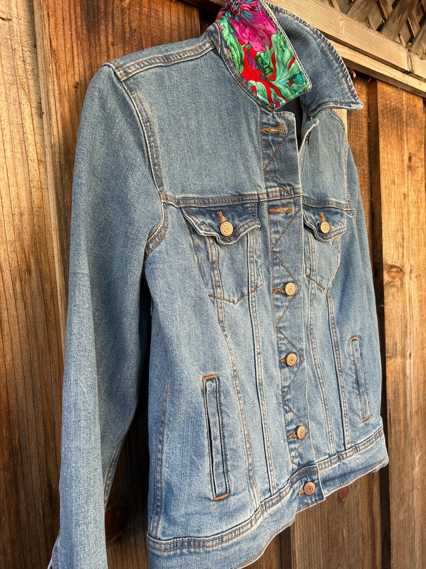 OLD NAVY - Women's Medium - 8 Pointed Star