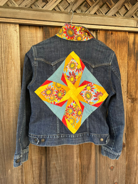GAP - Size Large - Sunflower Star